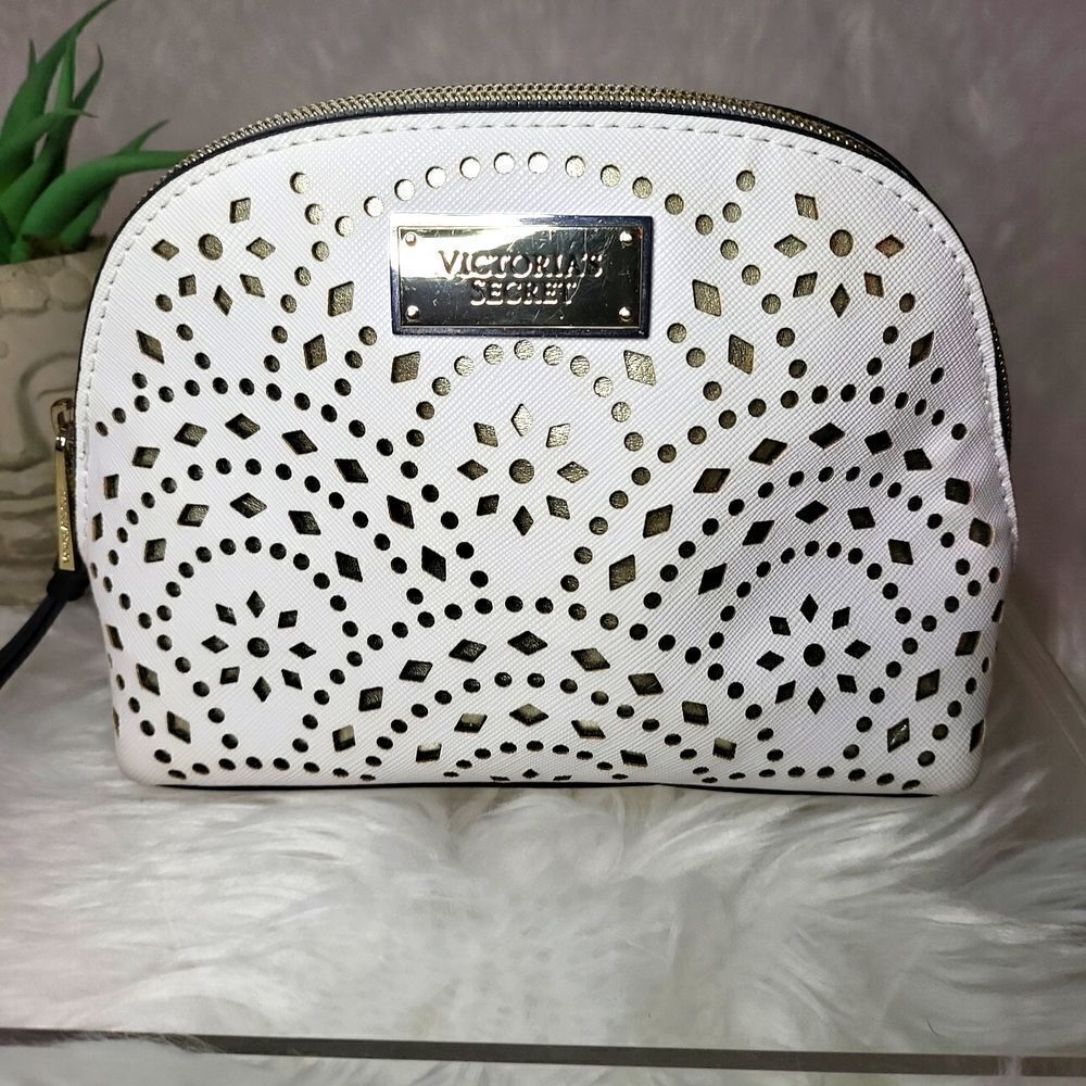 Victoria's secret makeup bag EUC! white&gold like new!